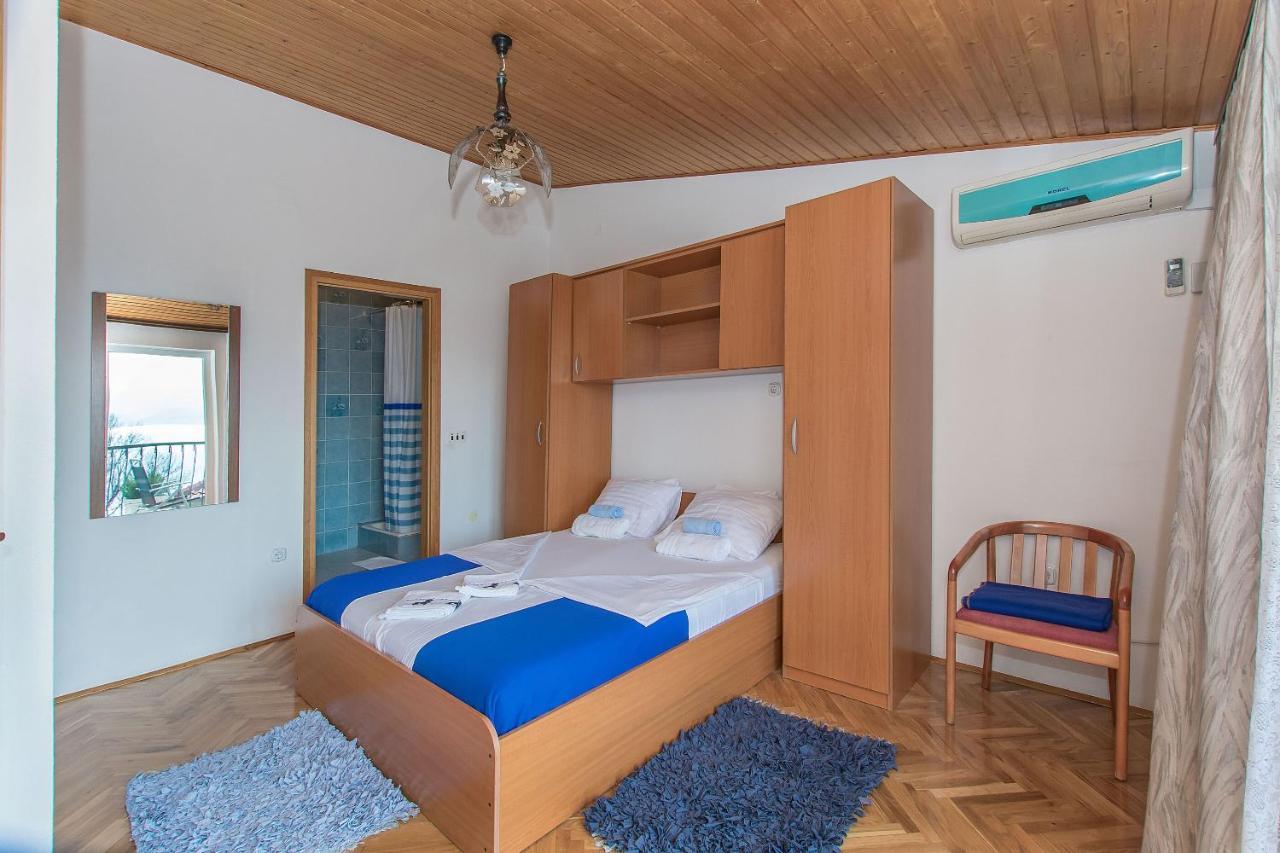 Apartments Clarus Mare Duce Exterior photo