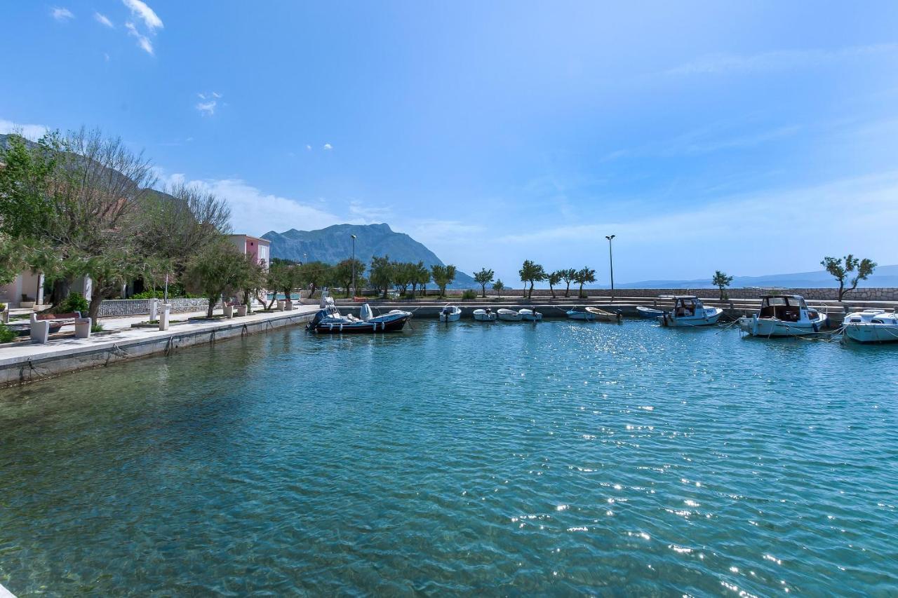 Apartments Clarus Mare Duce Exterior photo